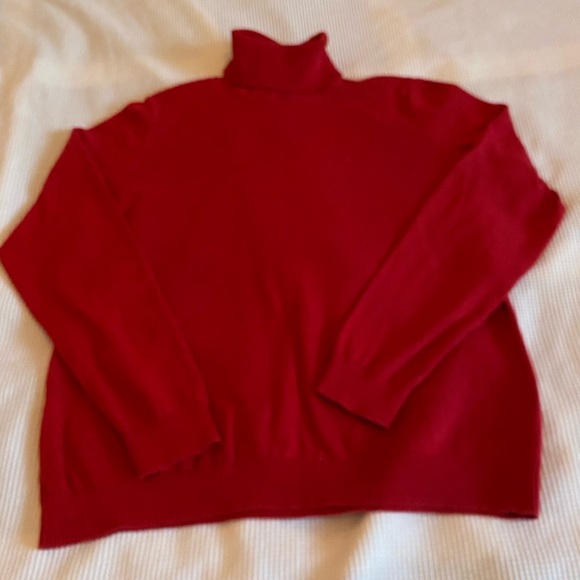 Vintage Northern Reflections Red Turtleneck. Size Large. - Picture 7 of 11